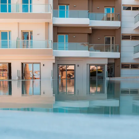 Hotel Bay & 4*