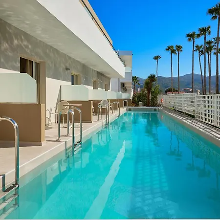 Bay & Hotel 4*