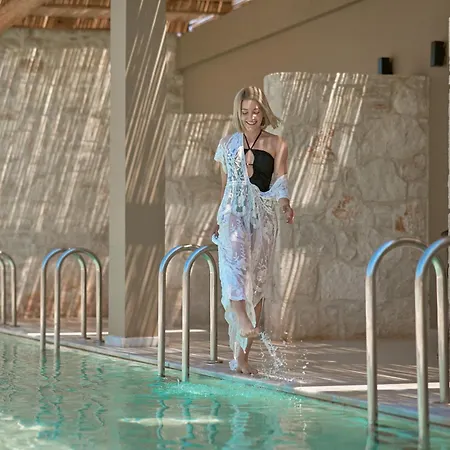 Bay & Hotel 4*