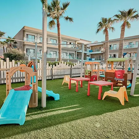 Bay & Hotel Malia