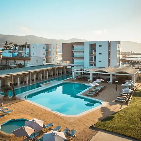 Bay & Hotel 4*